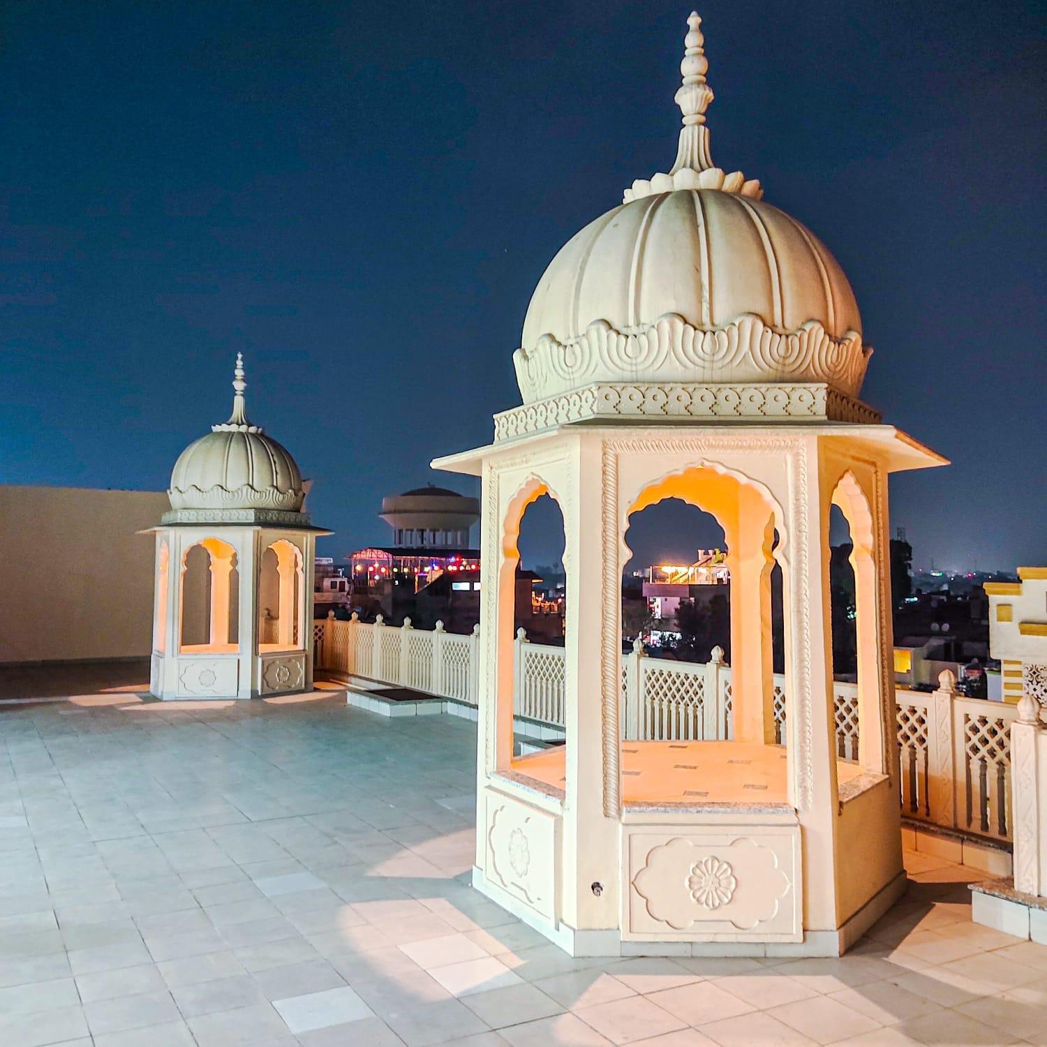 The Taj Vista Agra- Walking Distance To Taj Mahal Hotel Agra  Exterior photo